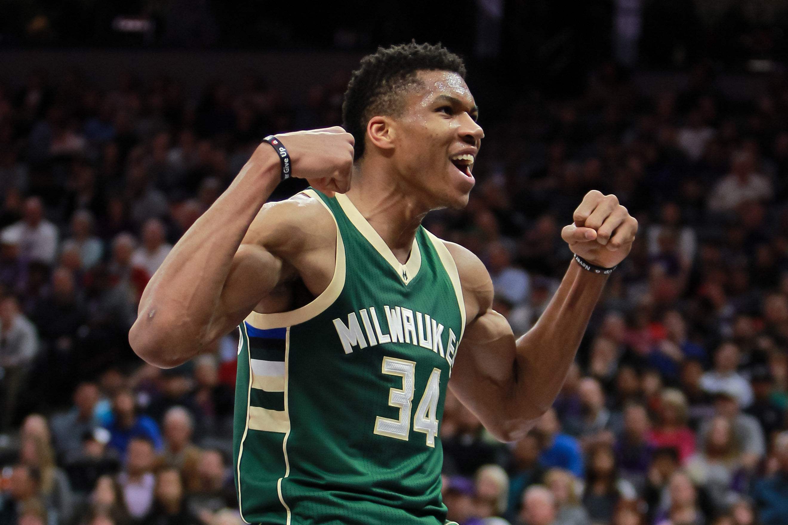 nba史上5大奇迹身材:有人卧推高达230公斤,现役有一位篮球天才