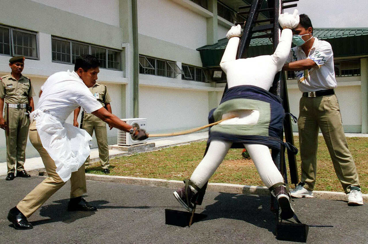 新加坡鞭刑图片欣赏图片