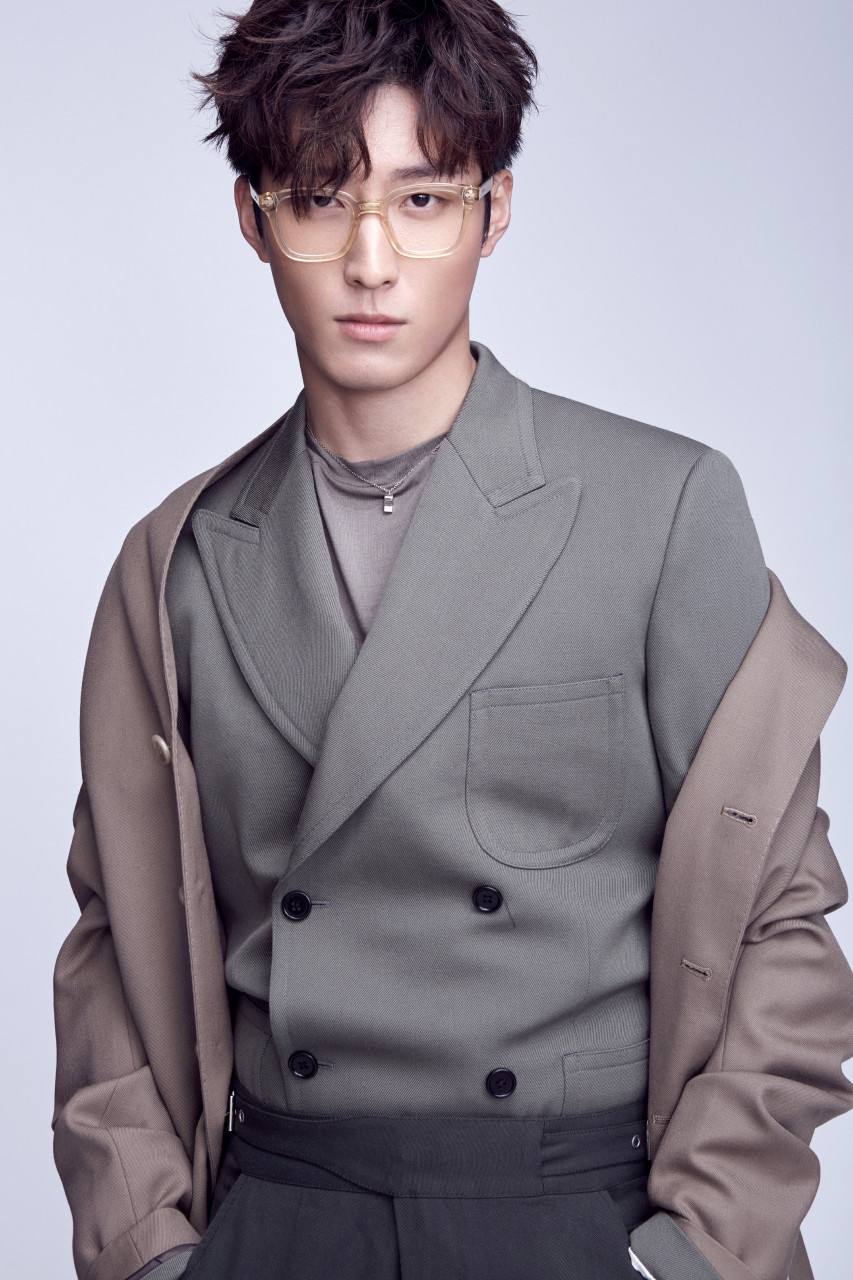 同时88年30岁的男明星,你们更看好谁的未来发展呢?