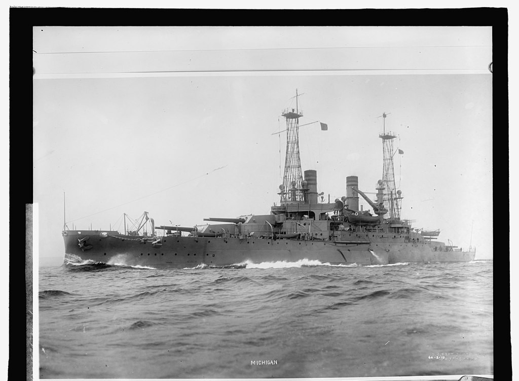 而美国无畏舰的始祖便是两艘并不怎么起眼的南卡莱罗纳级战列舰.