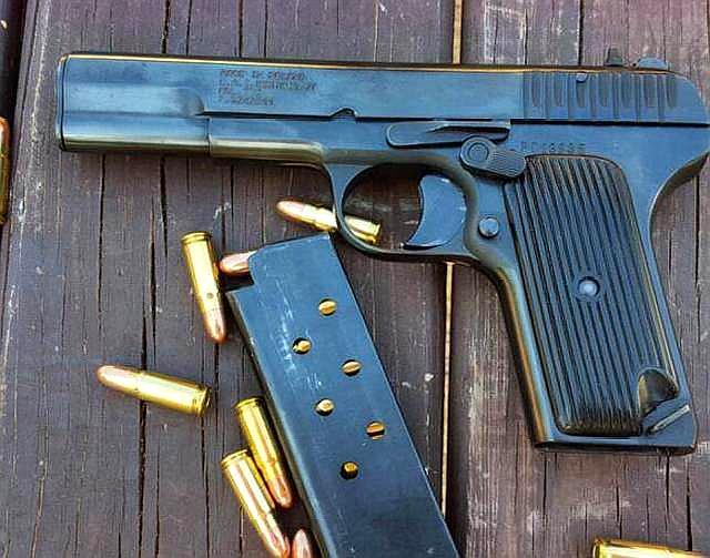 二战苏联tt-33手枪,集名家之所长,我国仿制的外销版成为抢手货