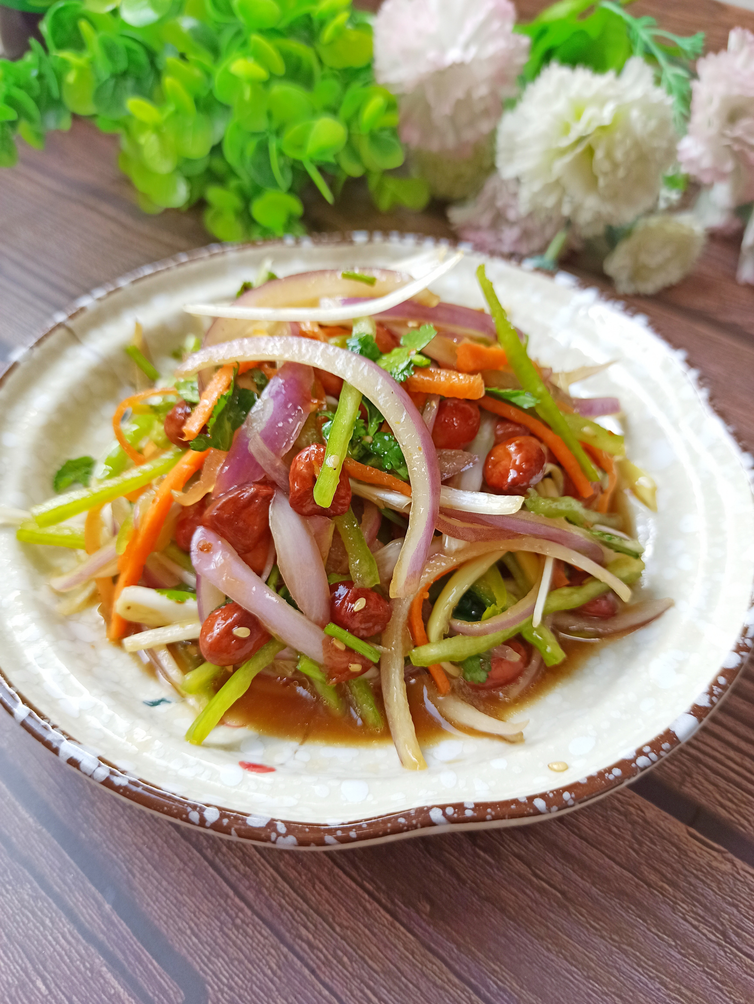 老虎菜好吃有奥妙,看饭店大厨是咋拌的,爽口开胃,比肉还受欢迎