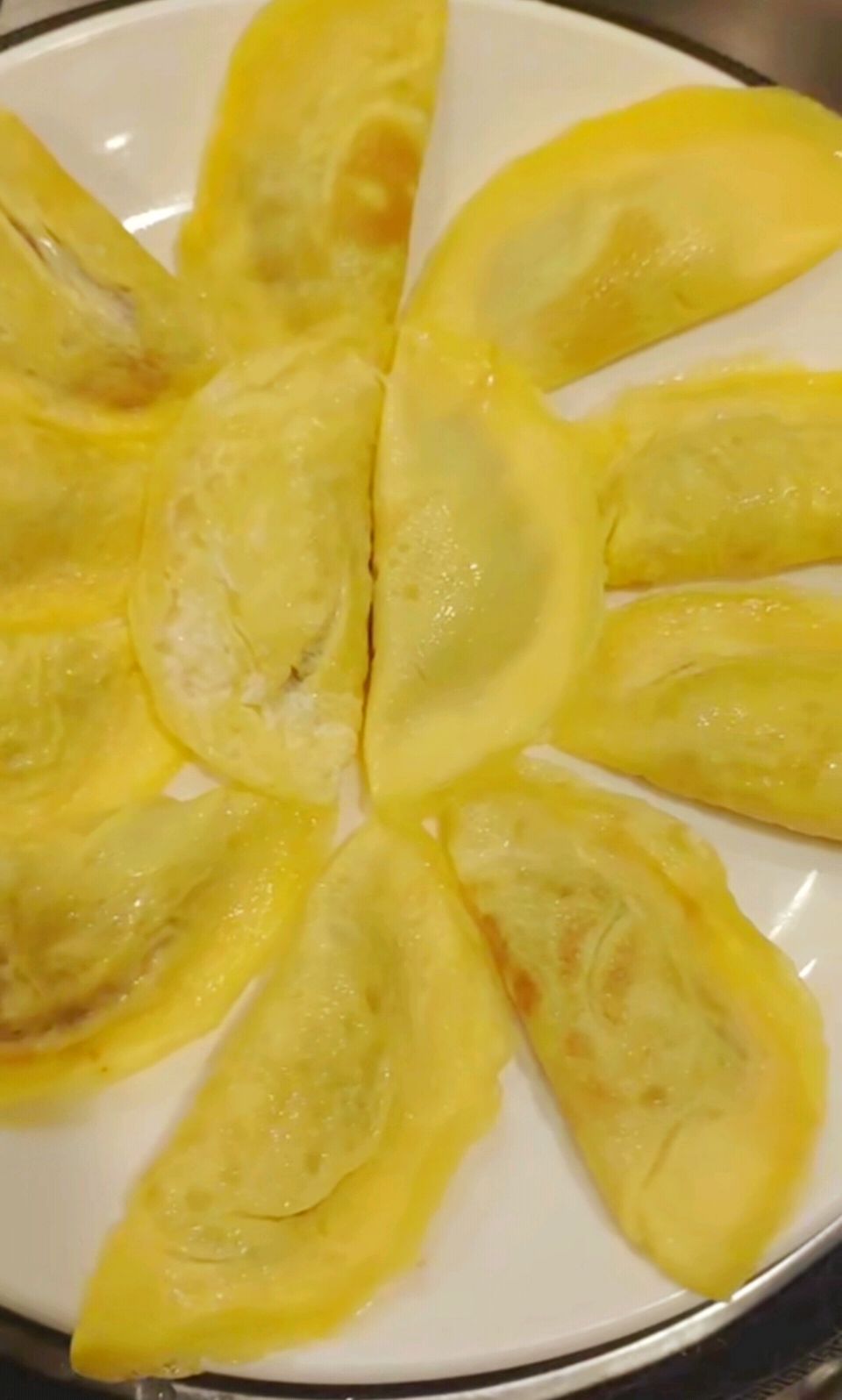 给家人做蛋皮饺子,吃了都说香