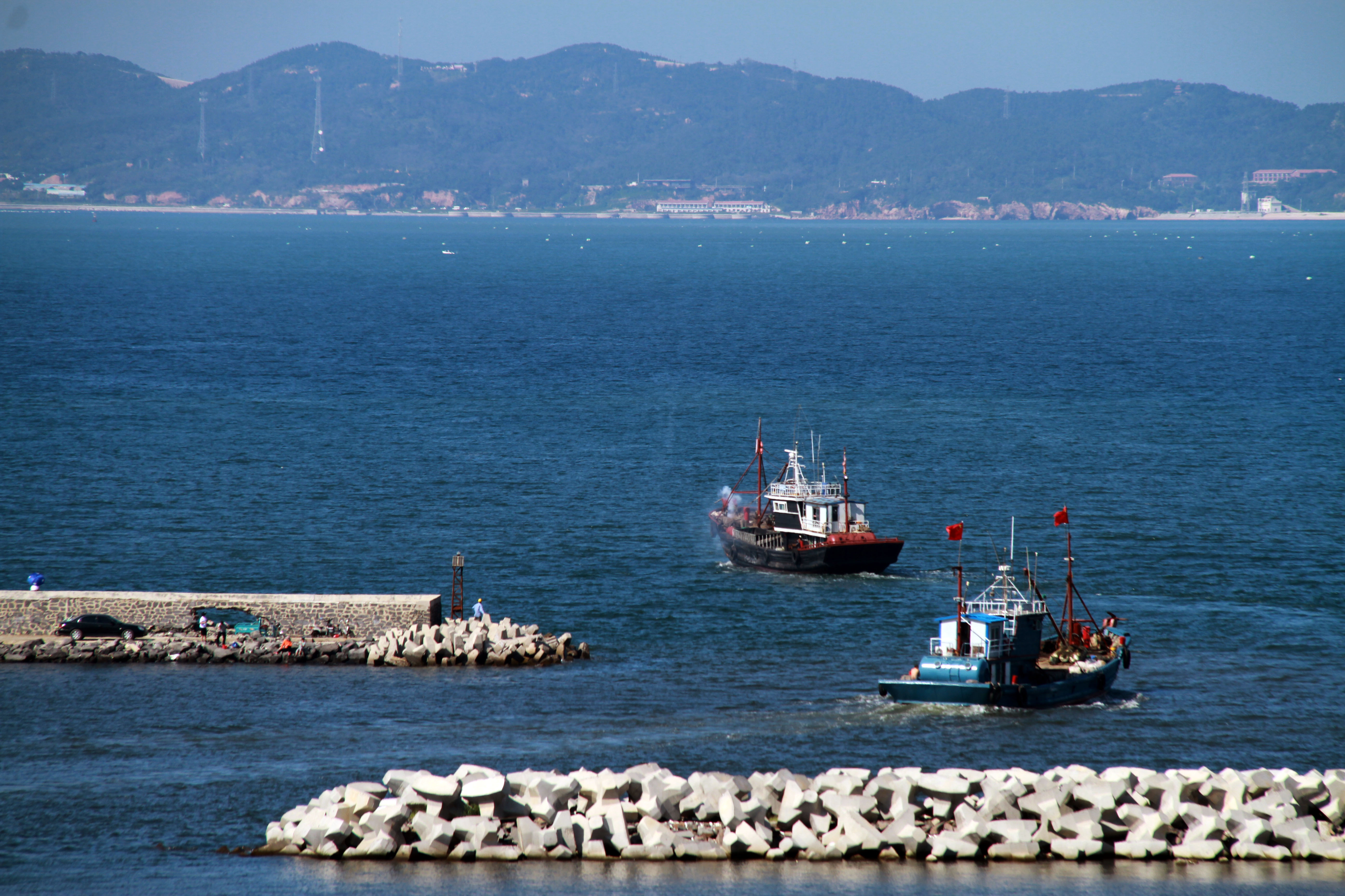 黄渤海伏季休渔期结束(2)