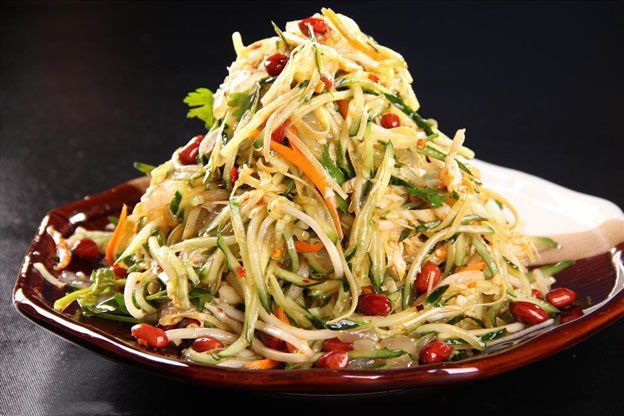 东北家常凉菜的三种不同的做法分享,快学会做着尝尝看吧