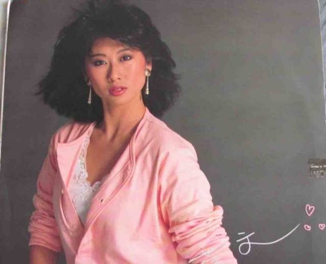 曾是费翔的前女友,结婚22年至今未生育,如今却活成了这般模样