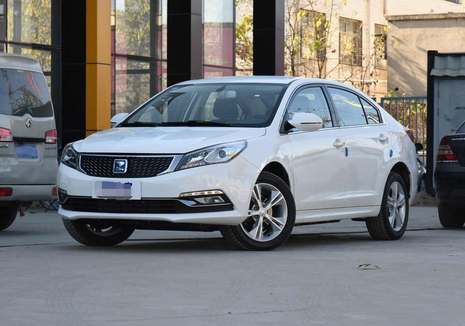 众泰z500ev优雅中不失个性,引领时尚,年轻人的向往