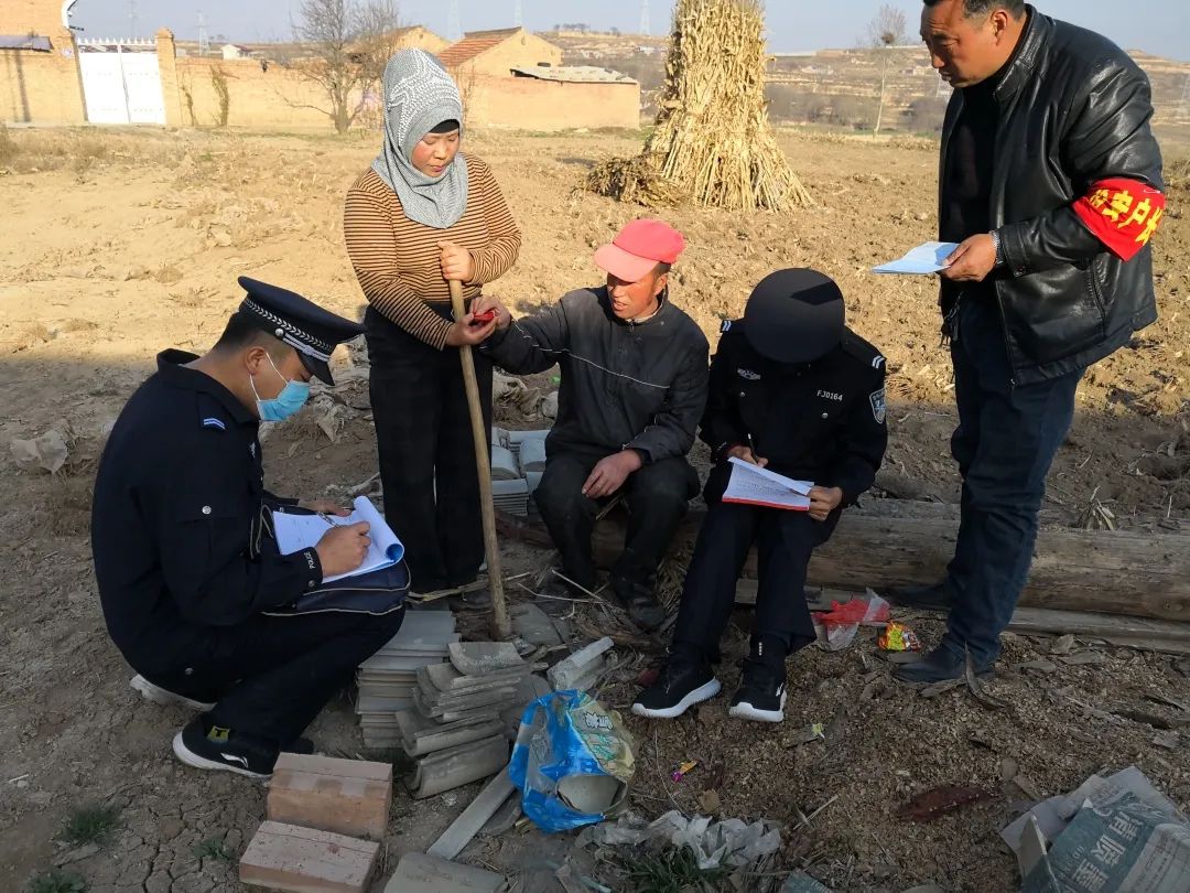 社区民警的好帮手   治安户长马小平