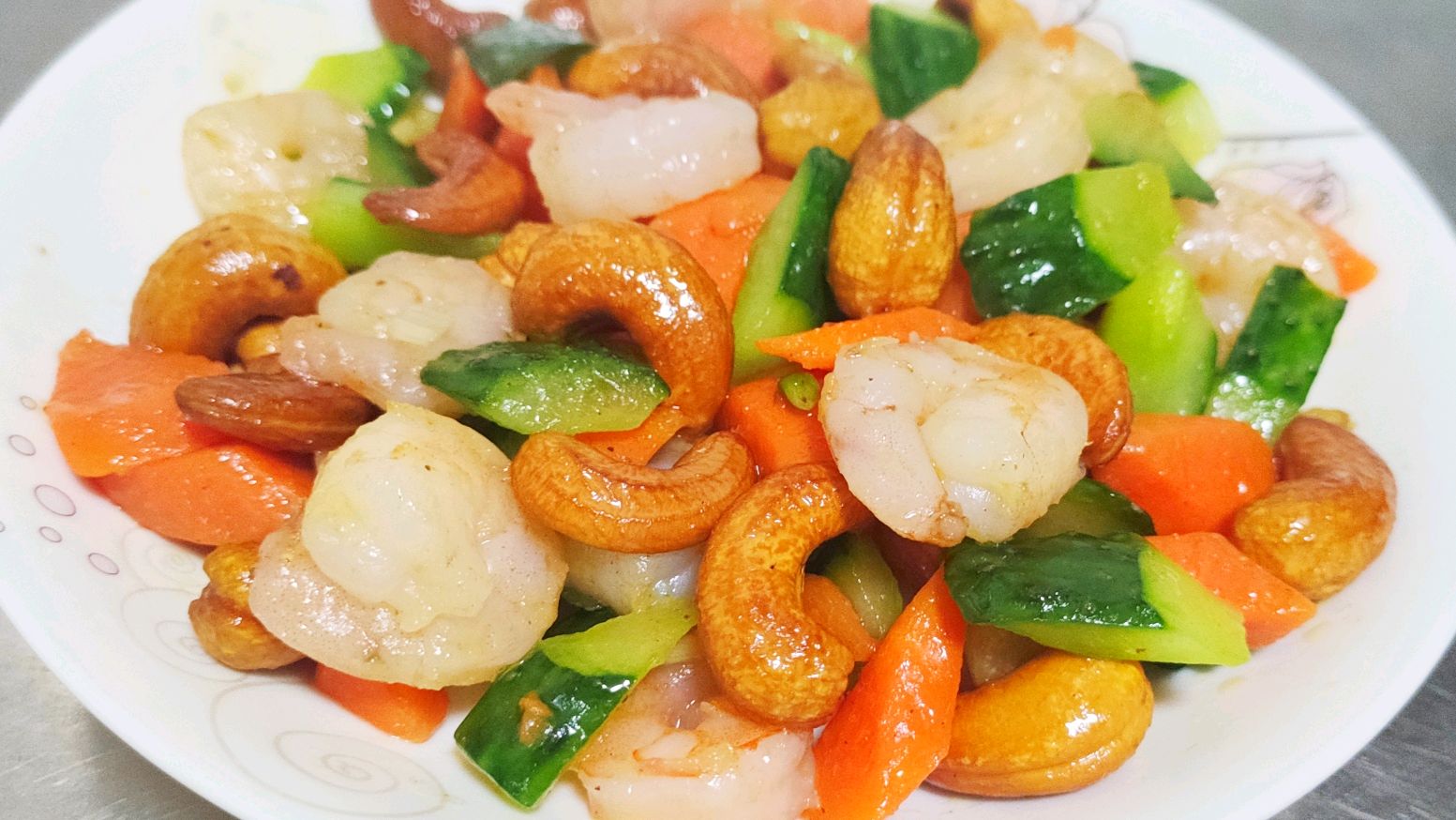 虾仁和什么炒好吃,西兰花炒虾仁好吃