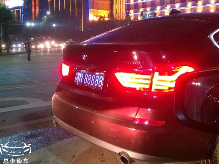 偶遇湘n88888,宾利和宝马都用过,如今变12万骏捷,难道破产了?