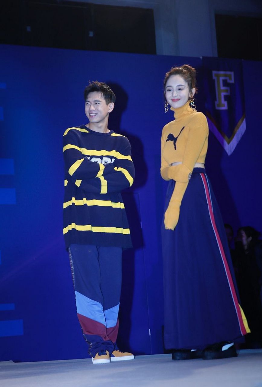 李现和古力娜扎同框,竟然意外的很般配啊[捂脸]!没想到娜扎这么高!
