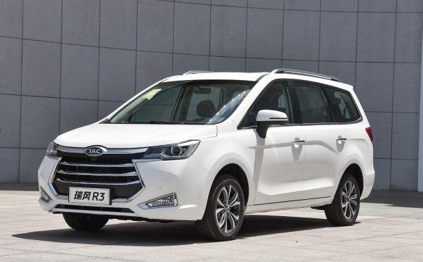 江淮瑞风r3霸气来袭!外观漂亮,换装1.5t发动机,7座家用的mpv