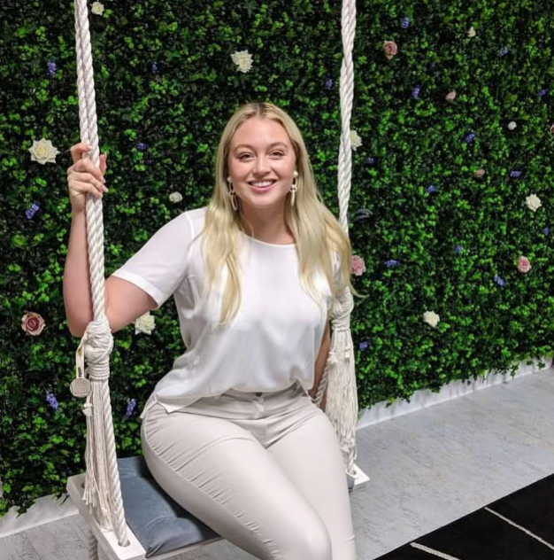 180斤大码美女,曲线丰腴凹凸有致,好身材比欧美女星更加有魅力