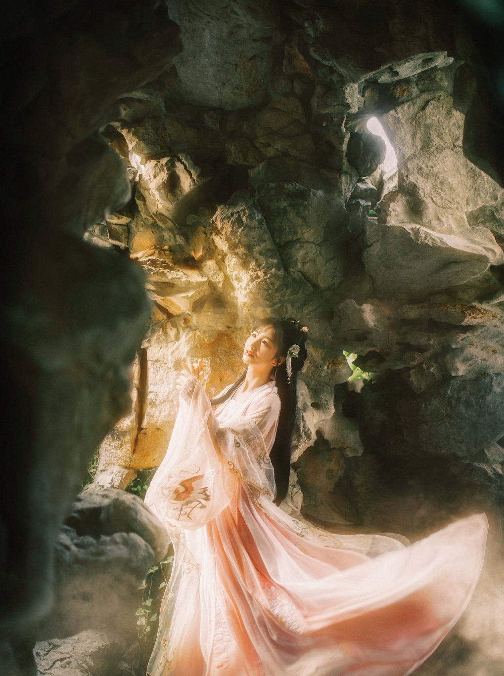 汉服古风:时光荏苒,沧海桑田,这人间如今竟是如此美丽