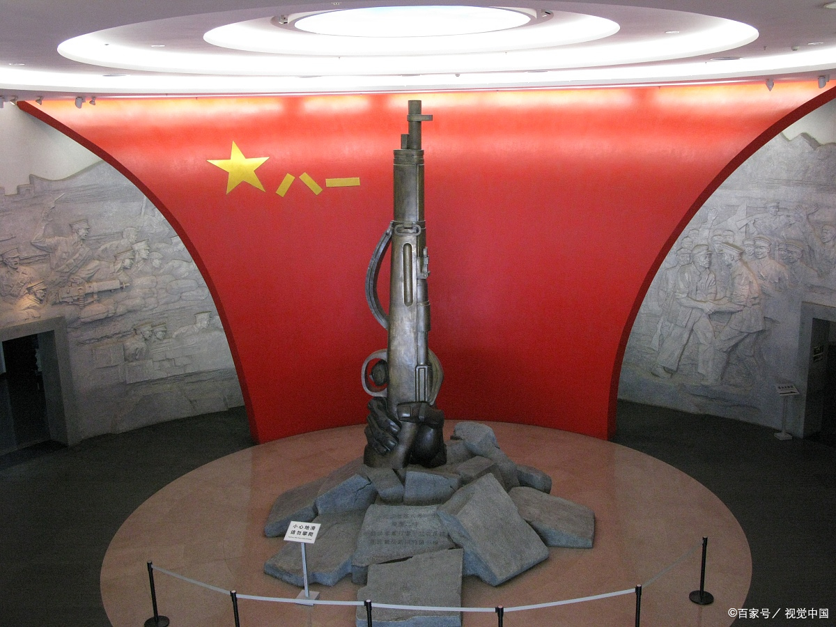 金秋图文动态创作节# 秋天到.@闯哥爱旅行的动态