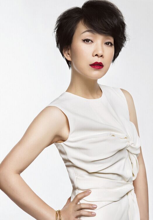 她当年名气不输那英,巅峰时嫁日本改国籍,如今回国捞金被骂惨!