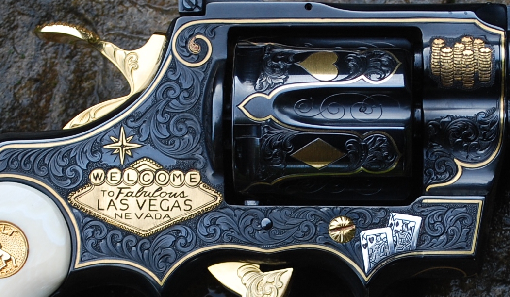 "猫王"纪念版:柯尔特蟒蛇,史密斯威森m19,左轮中的艺术品