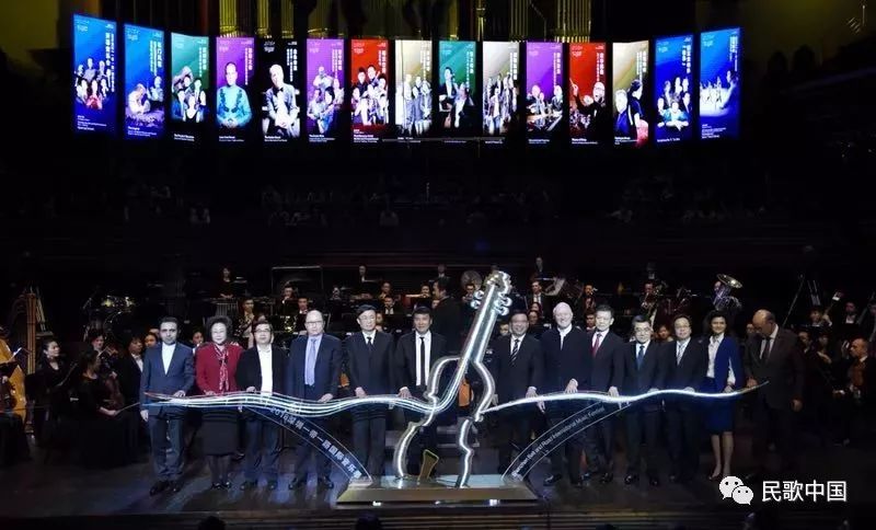 雷佳唱响2018深圳"一带一路"国际音乐季 《白日飞升》《芦花》圈粉无