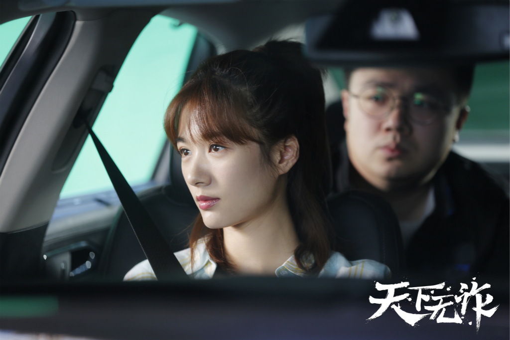 徐悦秒变警队一枝花!《天下无诈》马赛成脑力担当