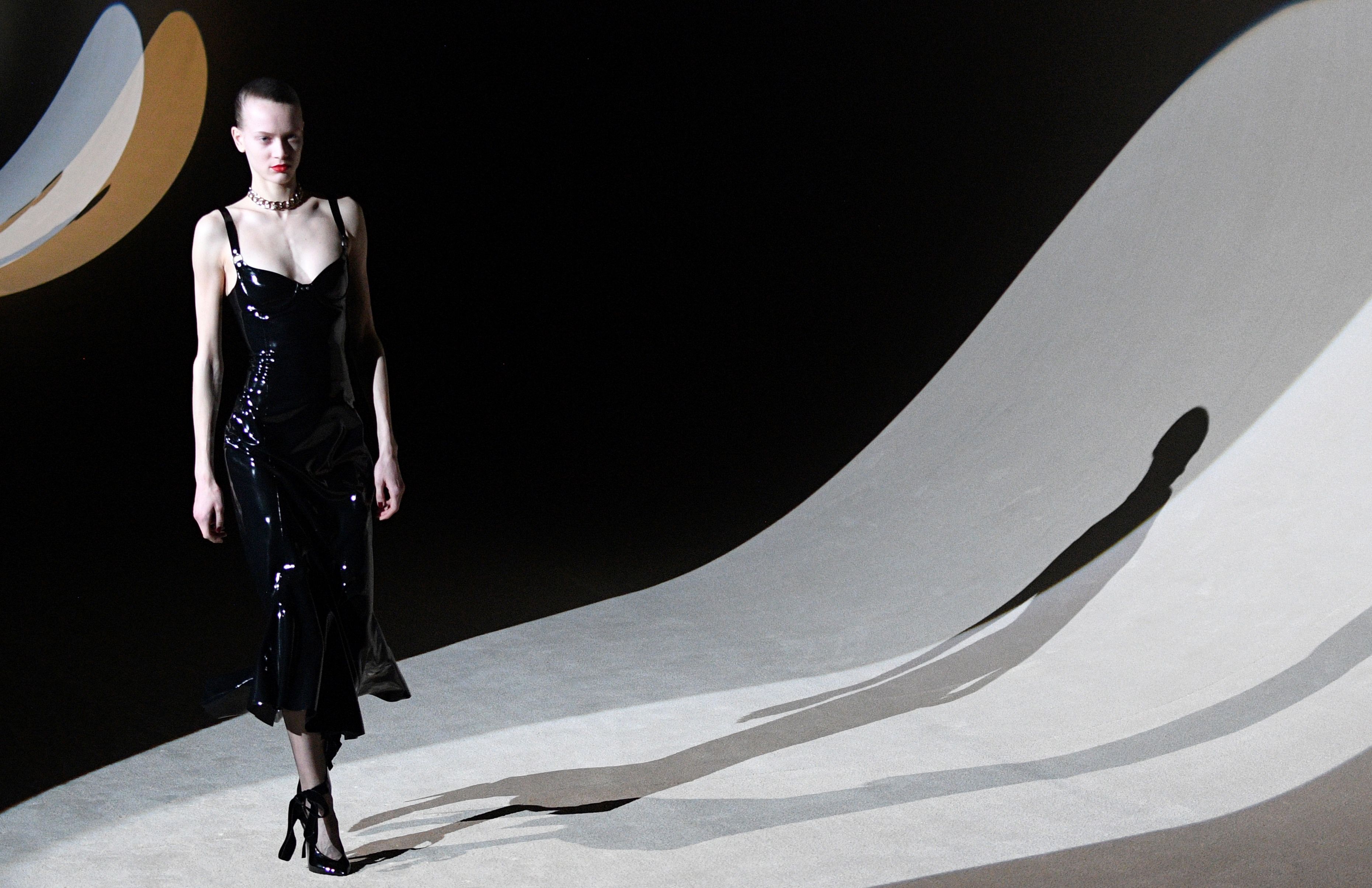 巴黎时装周——圣罗兰品牌时装秀(2)