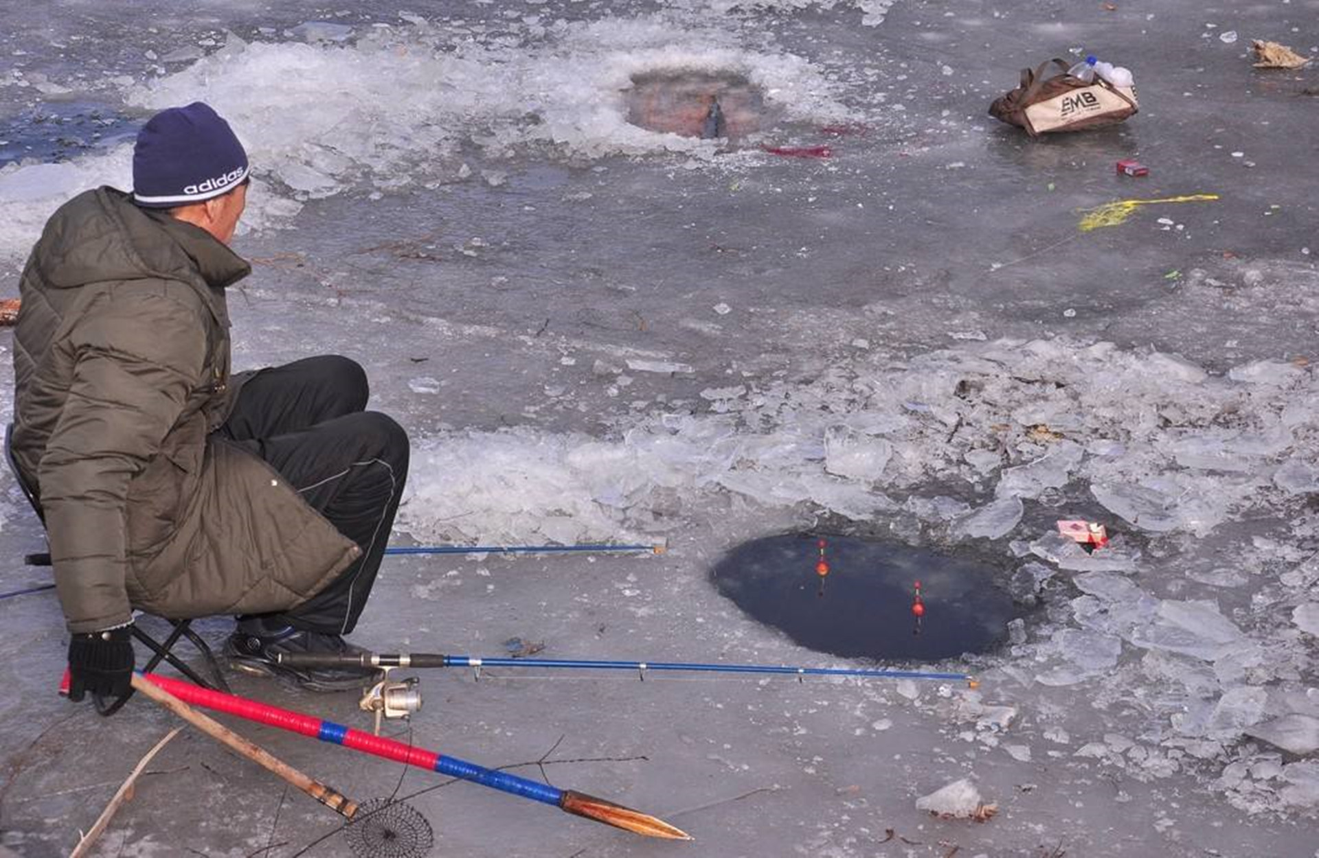 冰钓找鱼绝招图片