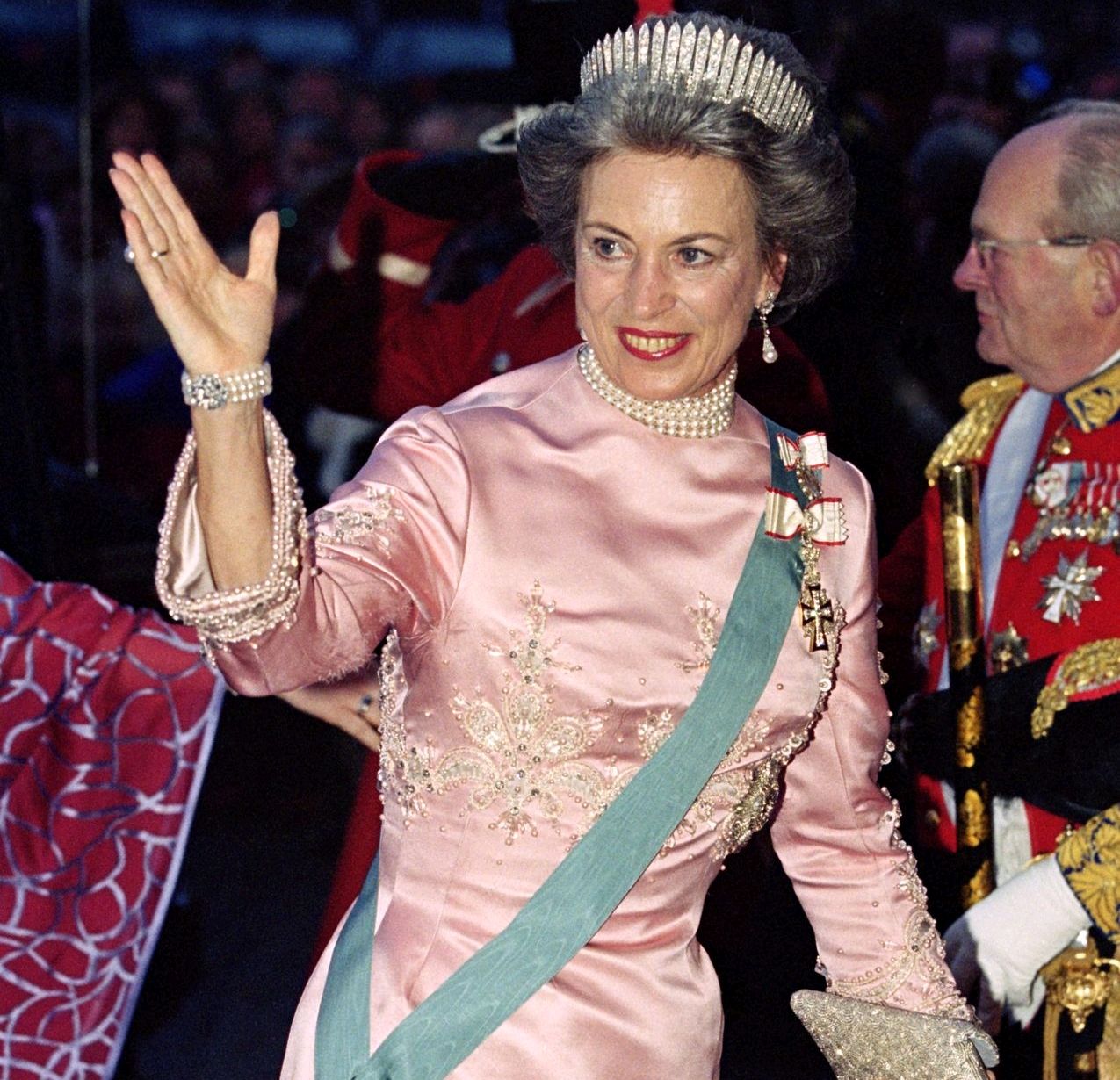 丹麦女王妹妹本尼迪克特公主喜迎76岁生日,她的珠宝收藏真多!