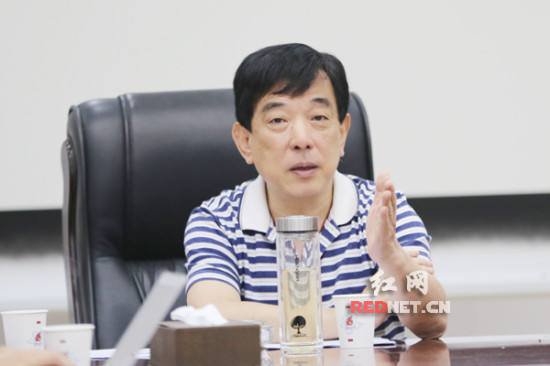 再战百货江湖,湖南商海"老帅"胡子敬连任友阿董事长