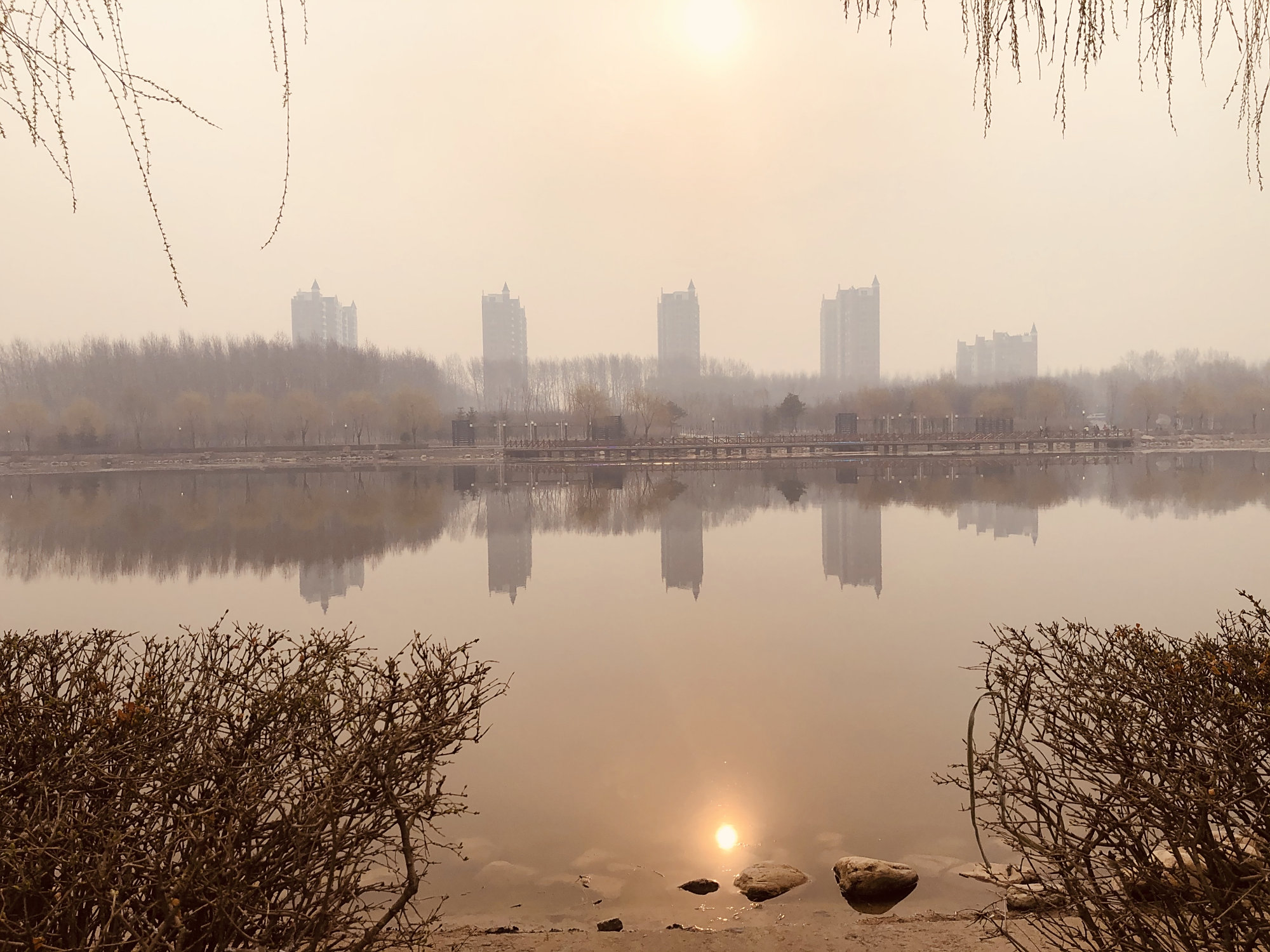 长春雾霾天气清晨掠影