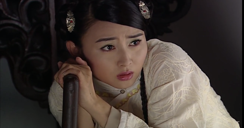 在电视剧中,春儿的心一直都是热的,感性大于理性