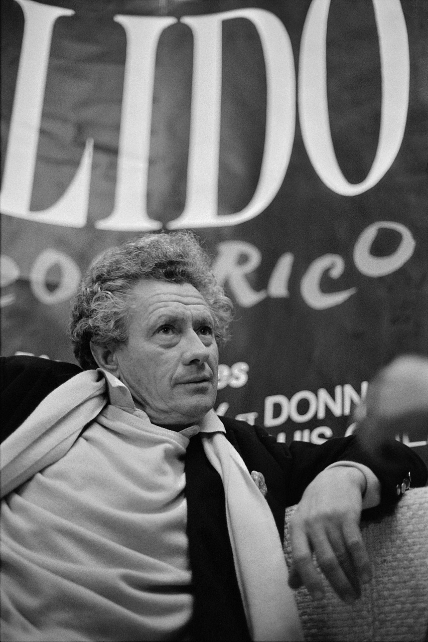 #作家米兰昆德拉去世终年94岁#  据俄新社,塔斯社12日援引法国媒体消