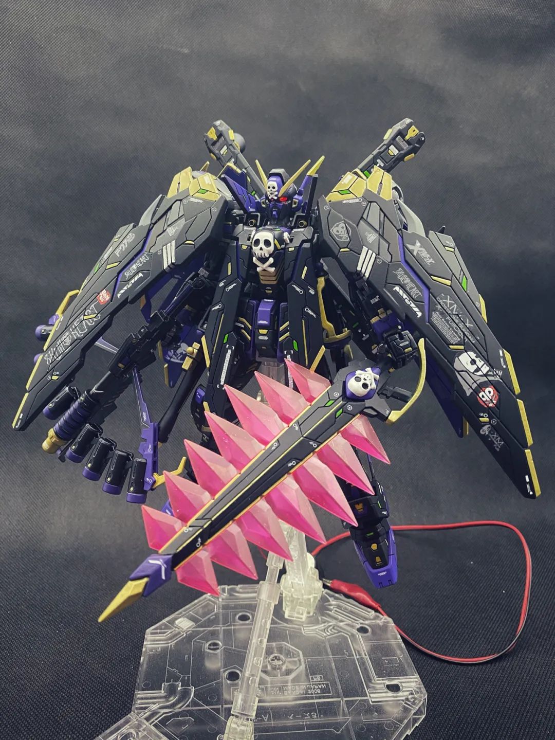 揪出潜伏在新手村的大佬一位以及他的海盗高达