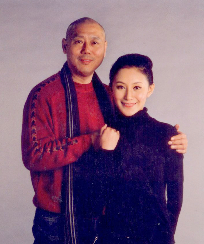 65岁李成儒,曾参演《过把瘾》《大腕》,两段婚姻都以失败告终