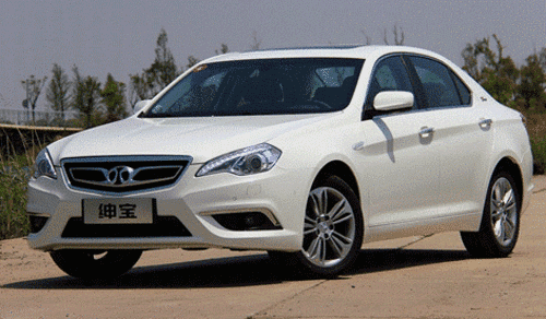 北汽绅宝改变了中国单纯以市场换技术的被动局面,实践了新的技术