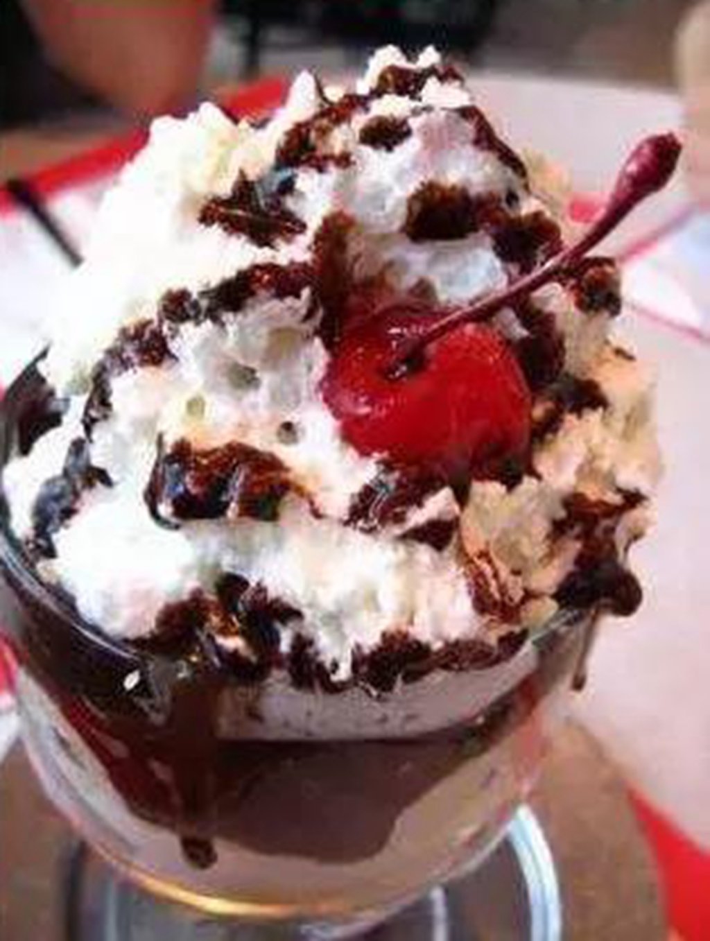 图五,草莓阿诺:售价为:9595600元人民币.