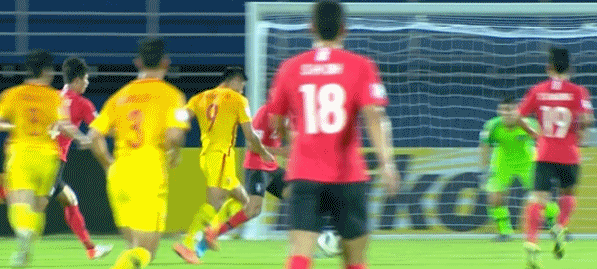 u23亚洲杯中国国奥半场0-0韩国!张玉宁遗憾伤退,陈威多次救险