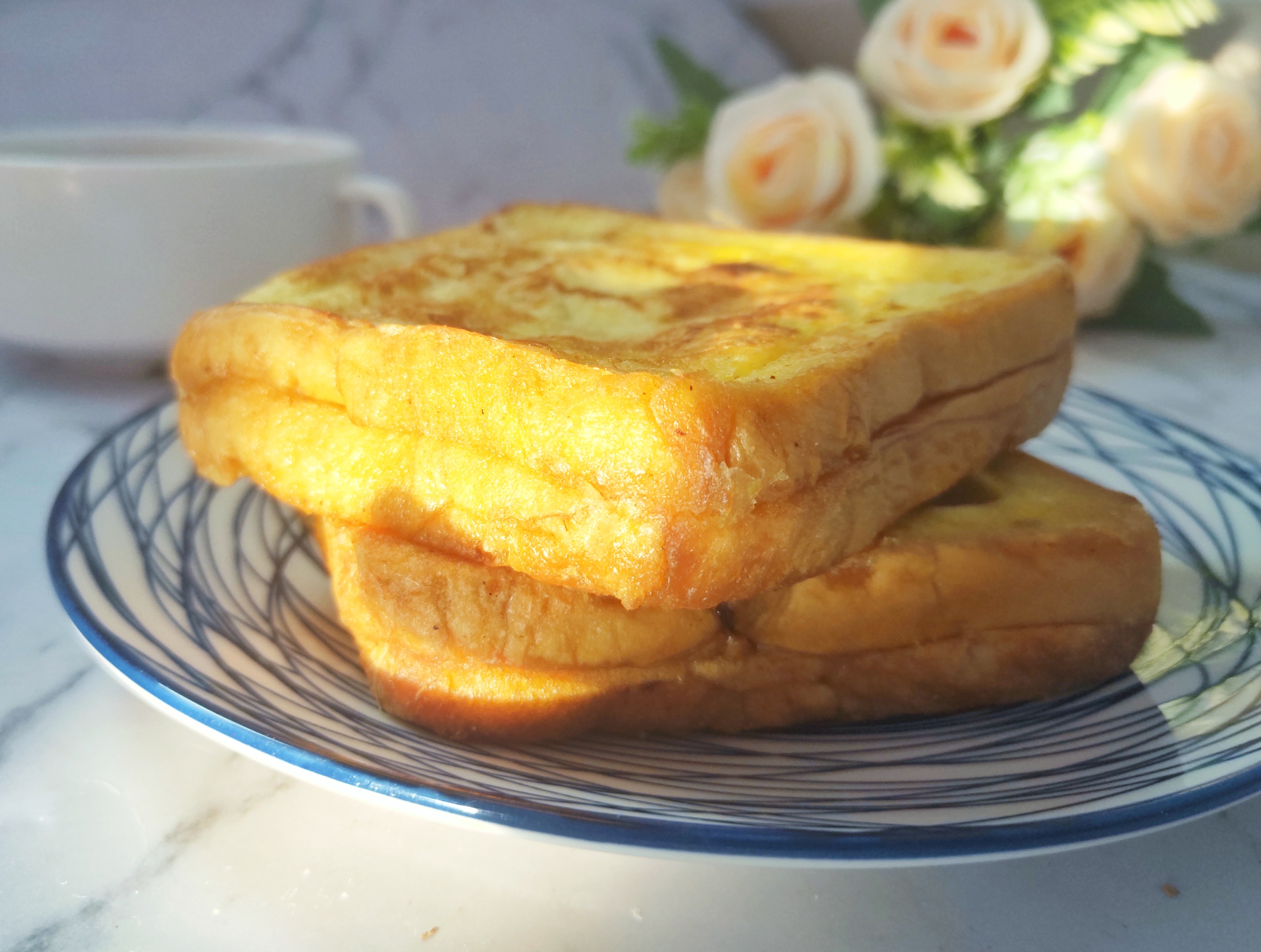 消灭家里剩余水果:简单快手的吐司香蕉煎鸡蛋