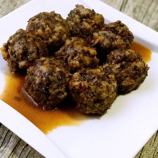 梅菜肉圆,入口即化,肥而不腻,方法却很简单!