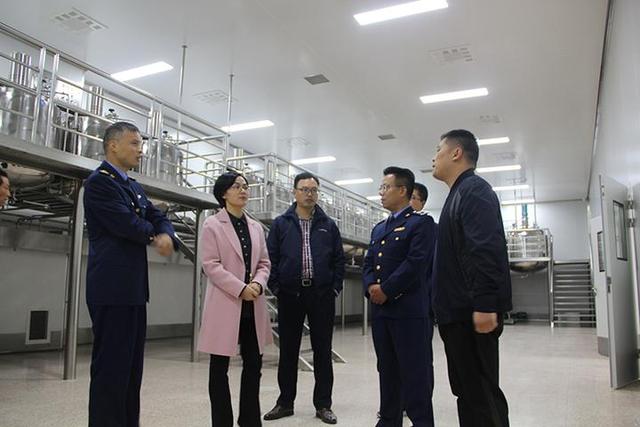 副县长胡玲萍赴儒岙镇调研胶囊安全工作