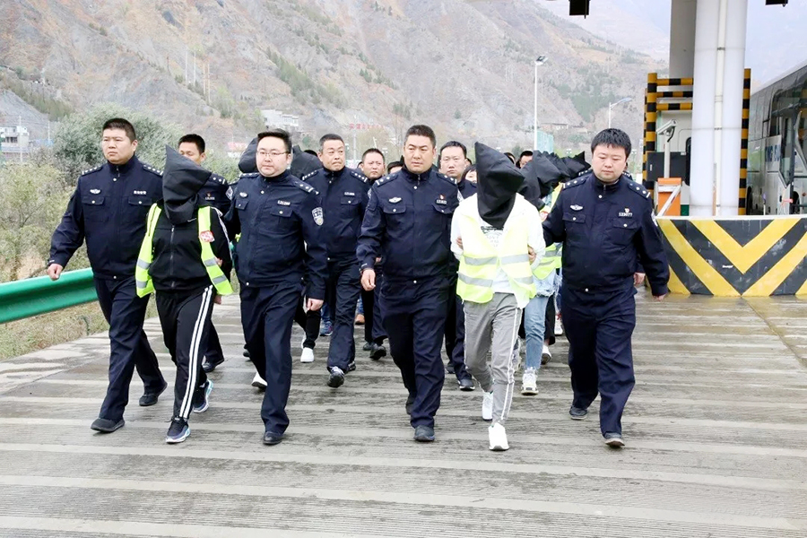 甘肃陇南徽县刑事案件图片