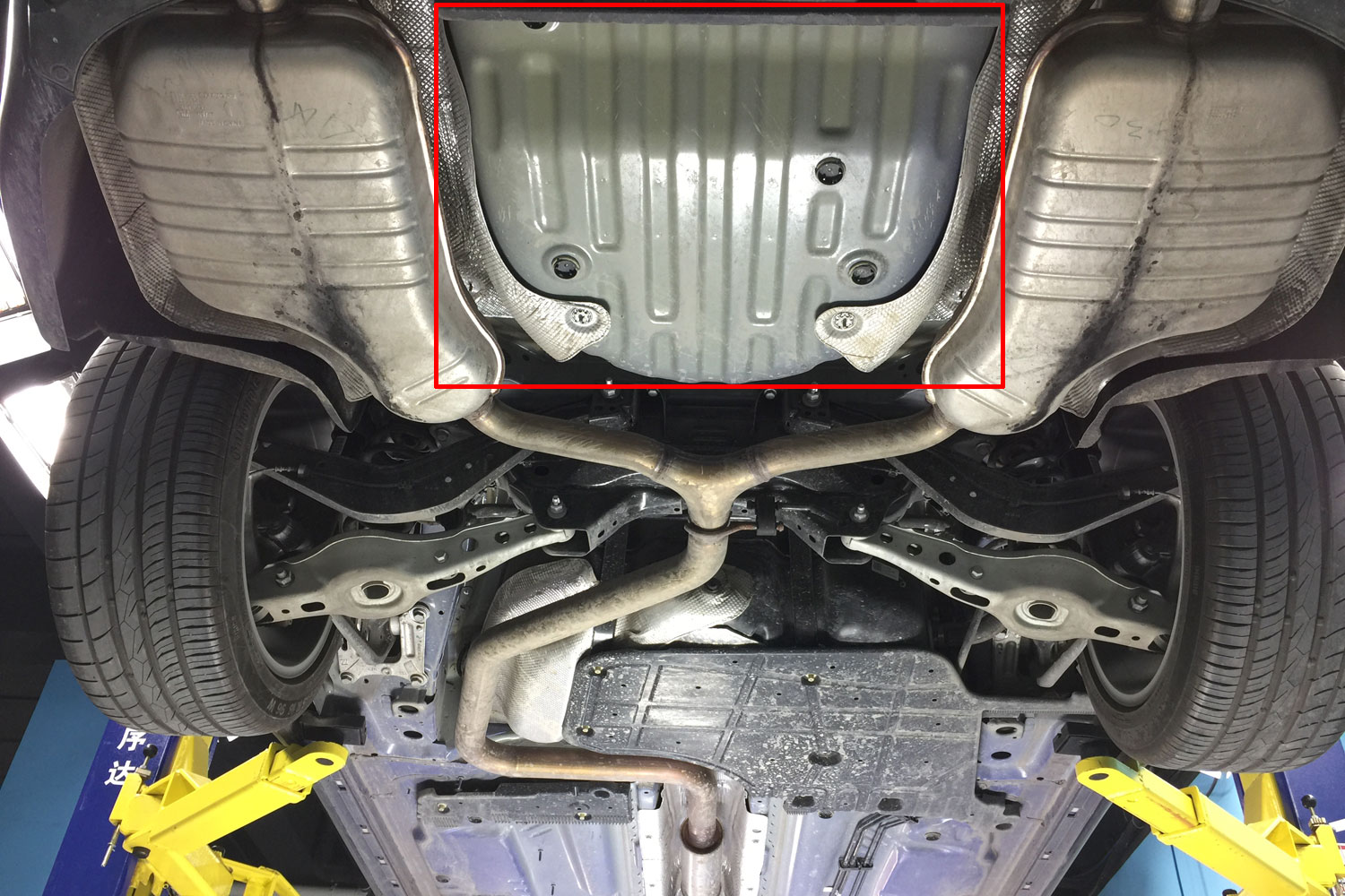 将近30万的新君威gs底盘居然比不上 数年前的老君威