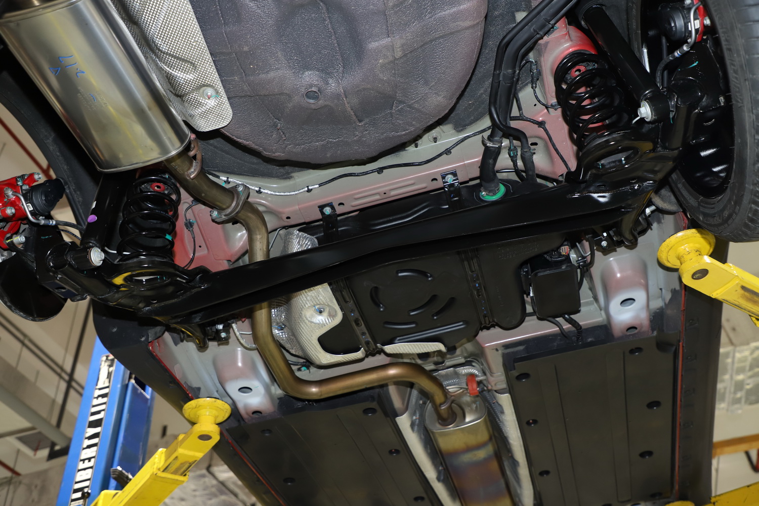 全新名爵zs底盘解析 强度up!稳定性up!噪音隔绝up!