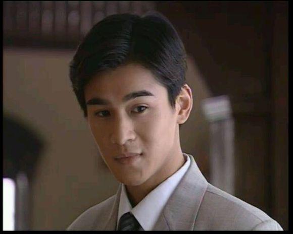 还记得金粉世家六姐金润之嘛?和乔振宇是cp,35岁近照美成孙艺珍