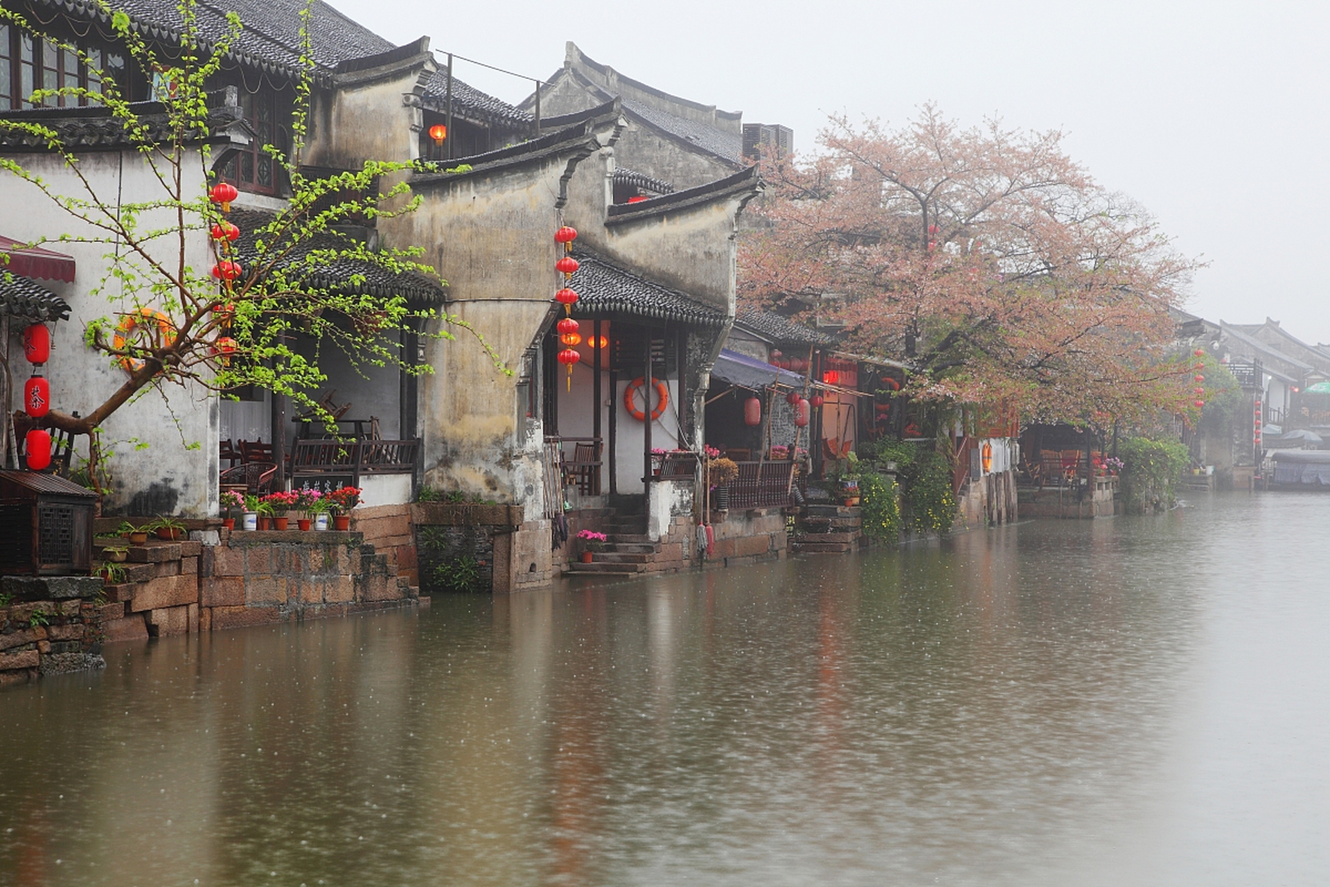 江南水乡烟雨朦胧图片图片