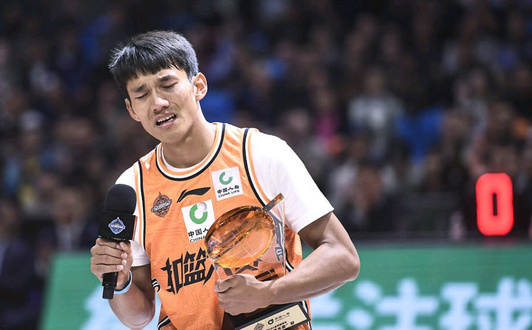 草根式扣篮王,牟进宏,中国的滑翔机的励志故事