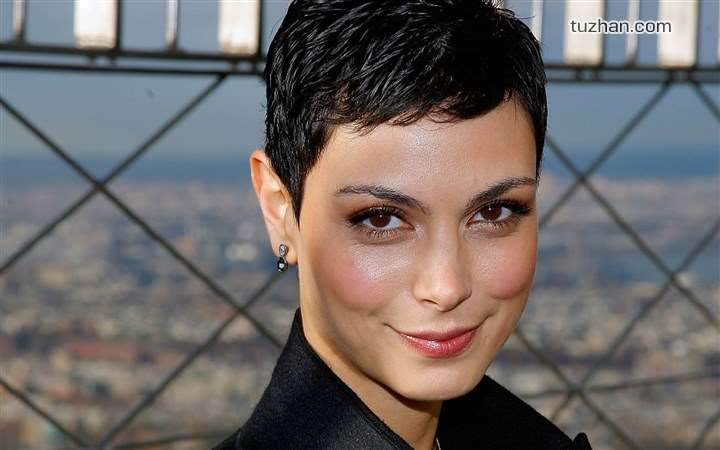 她是美国短发女王,出演《死侍》走红!但却"未婚先育"