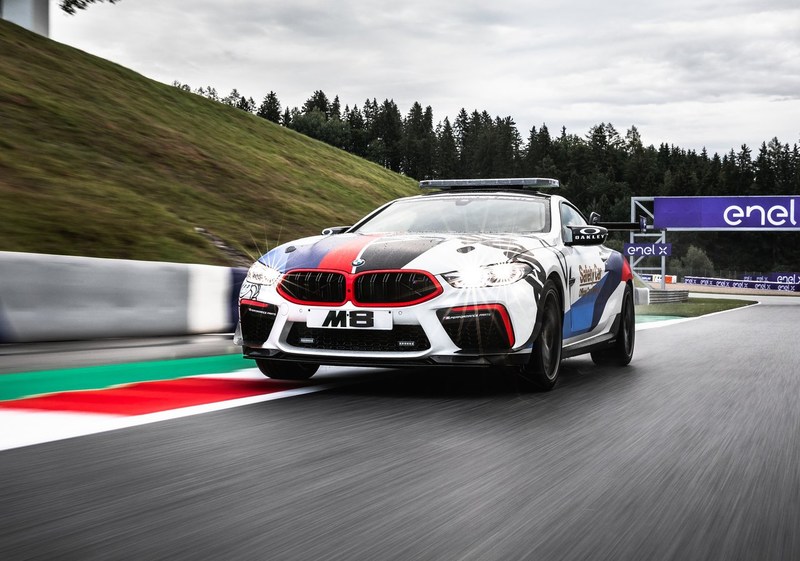 宝马m8 motogp安全车亮相 以暴制暴