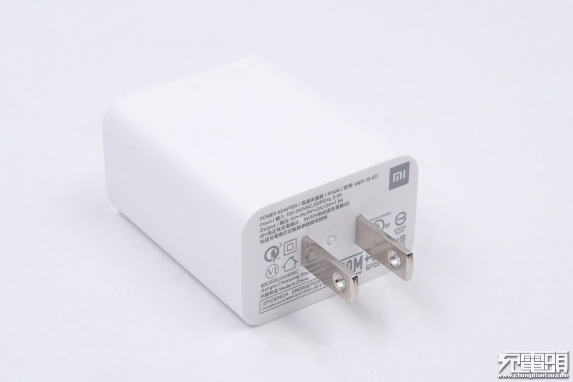 拆解报告:mi小米18w qc3.0快充充电器mdy-10-ed