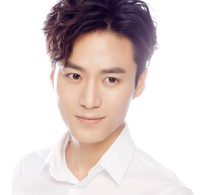 新晋小鲜肉茅子俊这微笑太暖心,网友:最后一张路转粉!