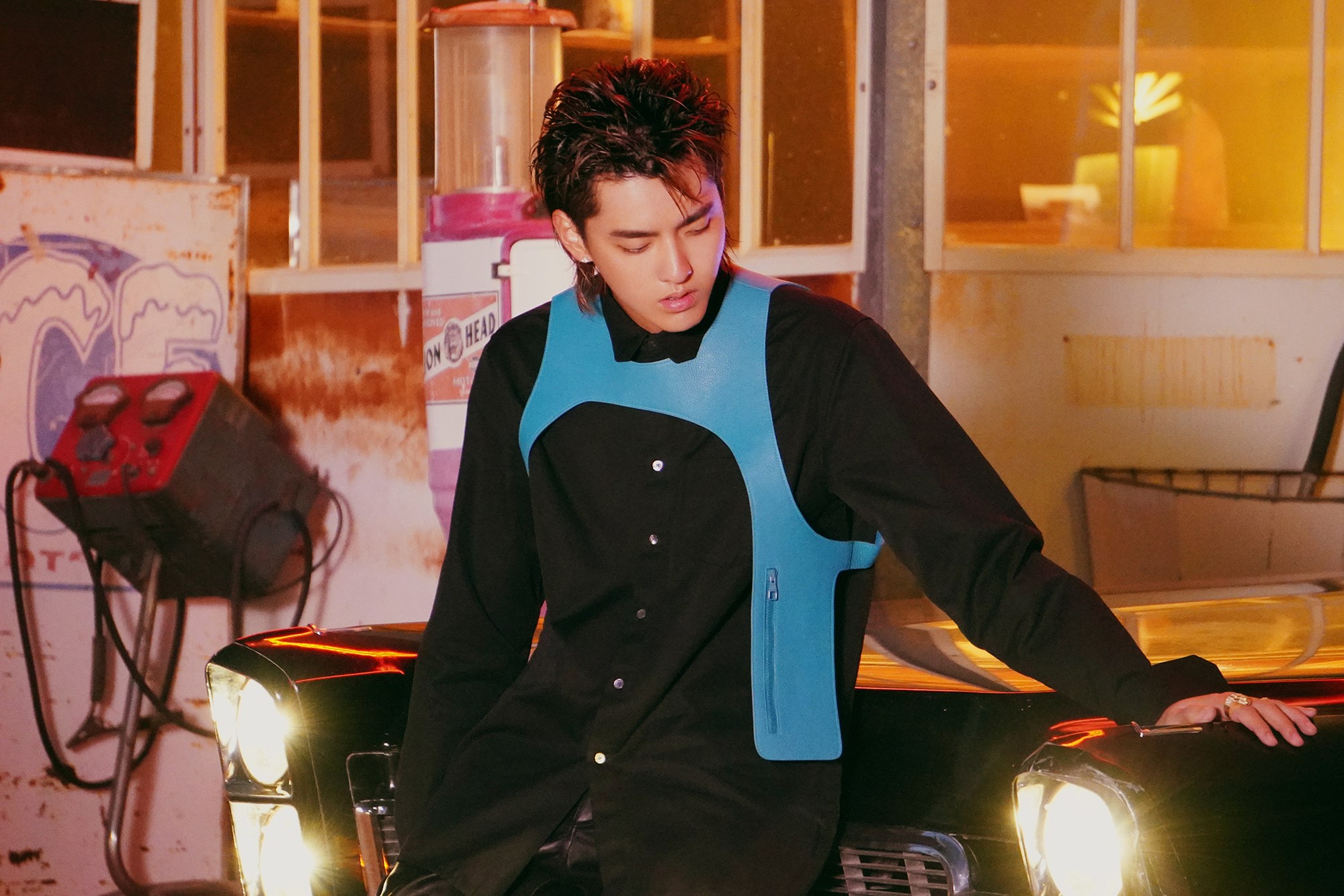 首张专辑《antares》上线 吴亦凡全方位把控专辑几番调整曲目