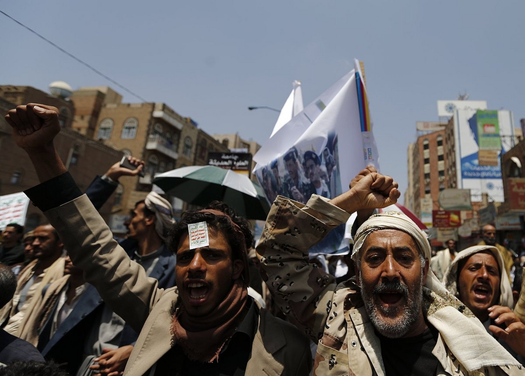 中东一些国家凭借着石油资源赚得盆满钵满,可是没有强大的实力,没有